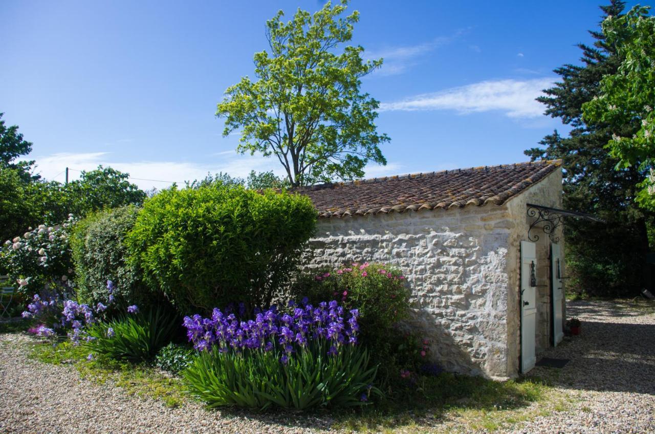 Bed and Breakfast Logis Saint Leonard Dompierre-sur-Mer Exterior foto