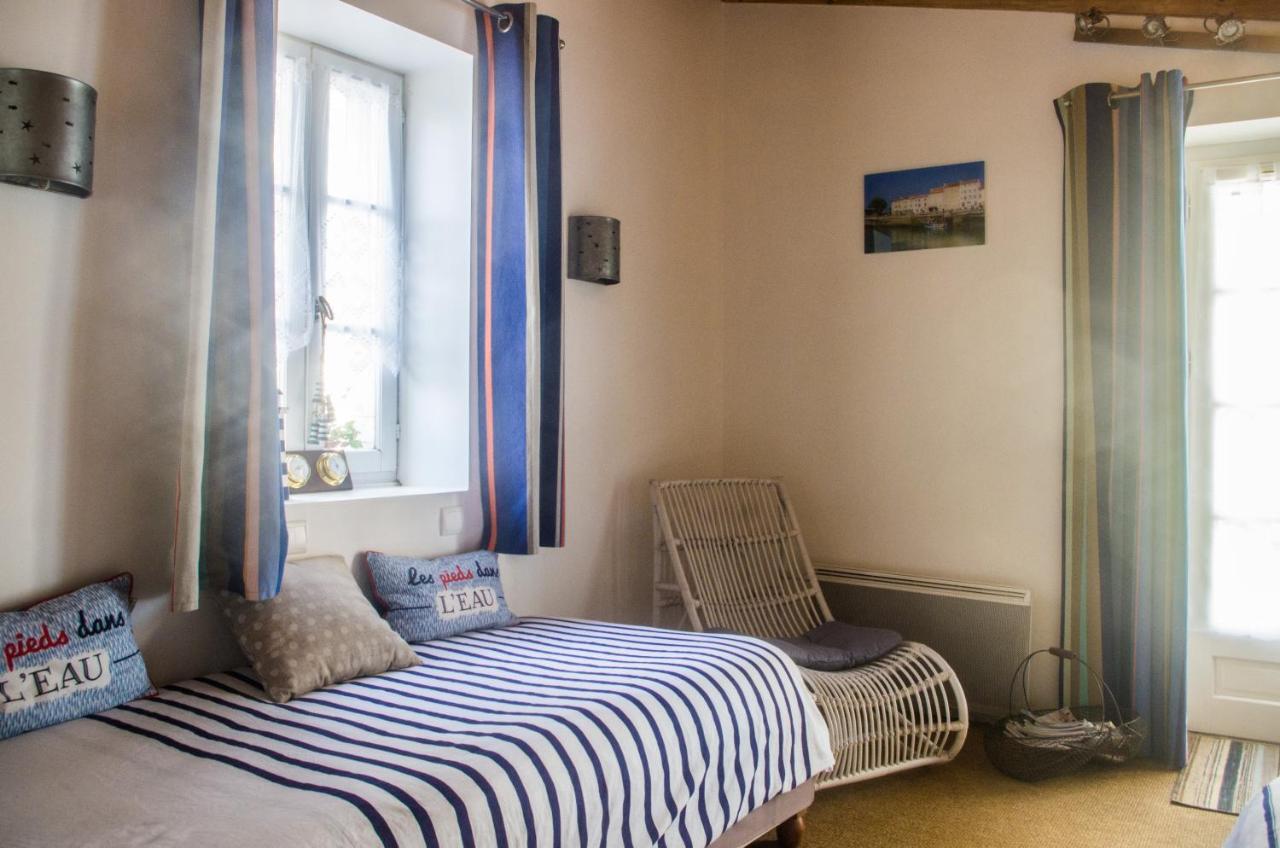 Bed and Breakfast Logis Saint Leonard Dompierre-sur-Mer Exterior foto